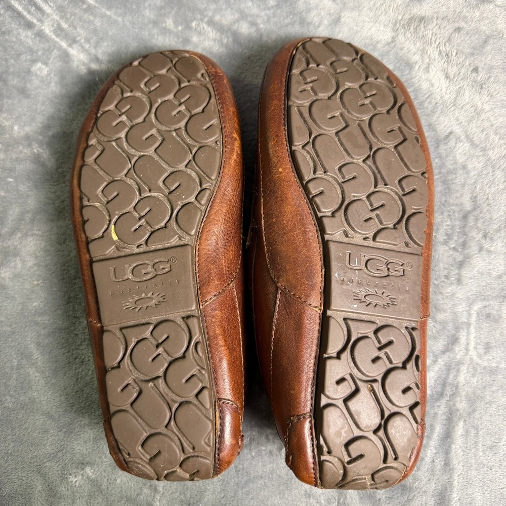 UGG Australia Mens SZ 9 Ascot Brown Leather Sheepskin Lined Slippers - Picture 9 of 10
